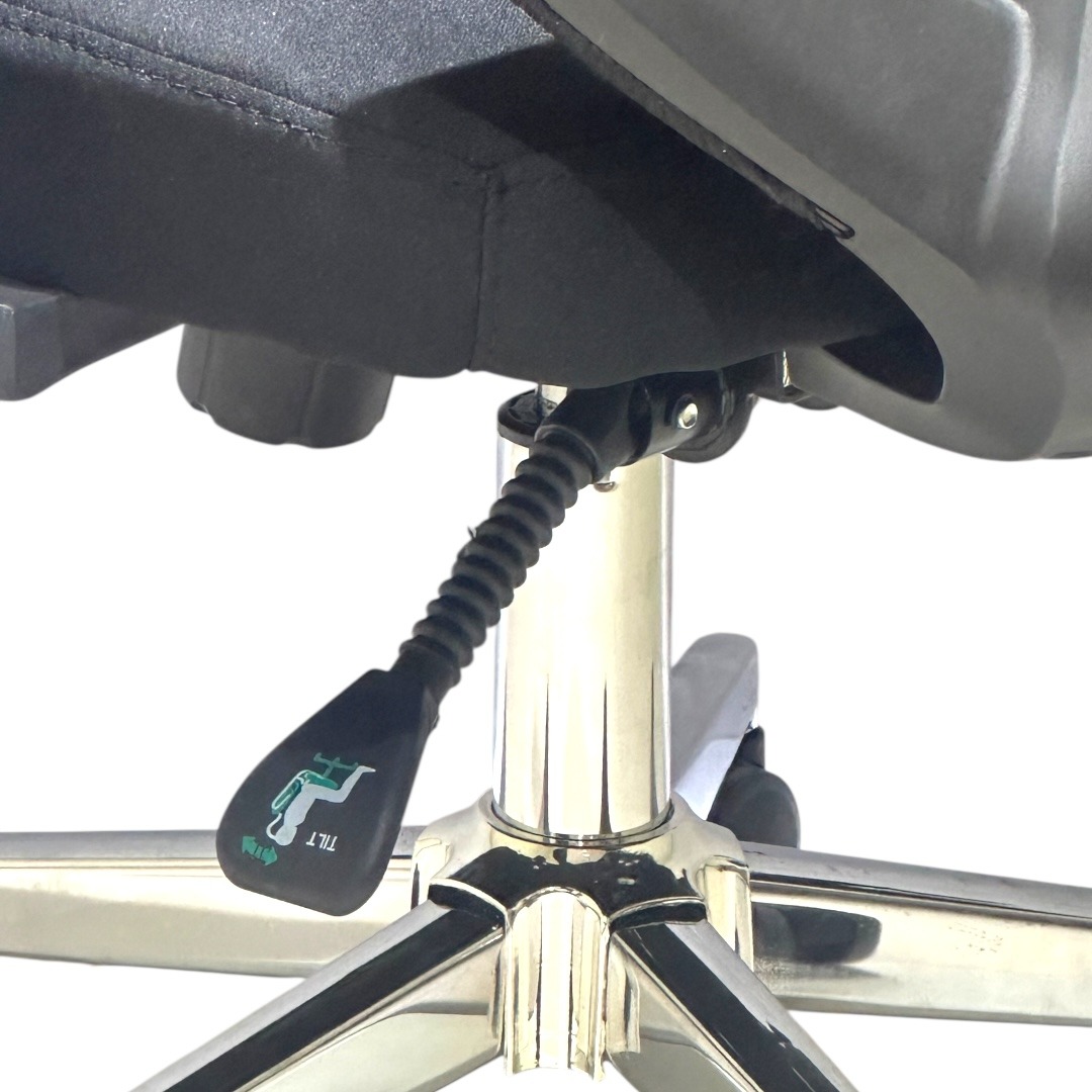 1703 Ergonomical Mesh Chair